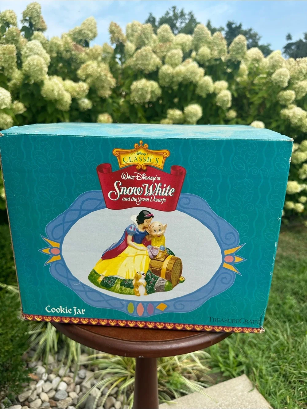Snow White and Dopey Cookie Jar